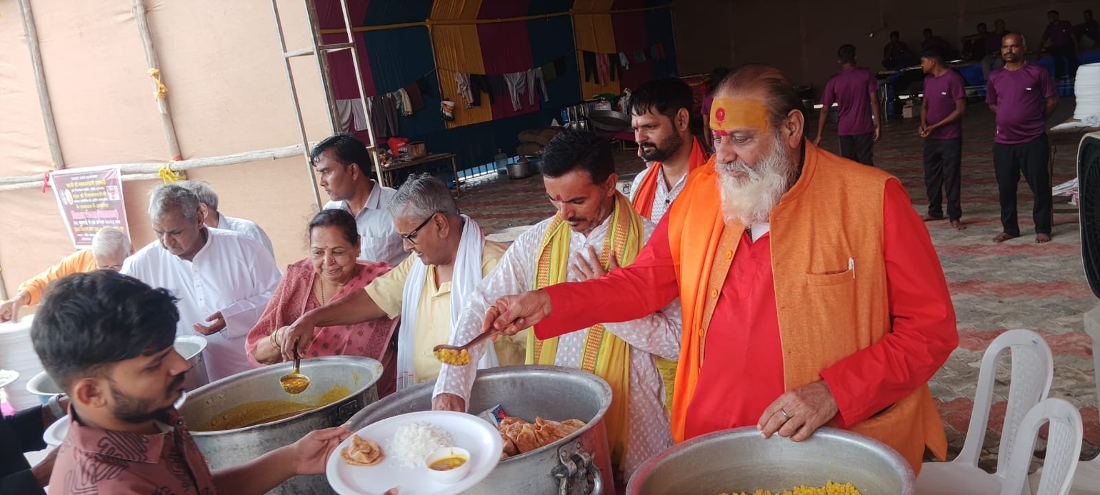 Grand Community Feast (Mahaprasad)