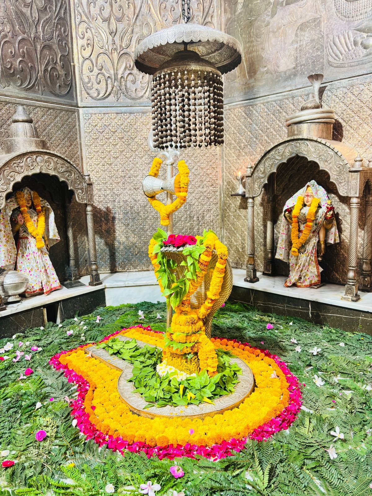 Temple photo gallery image